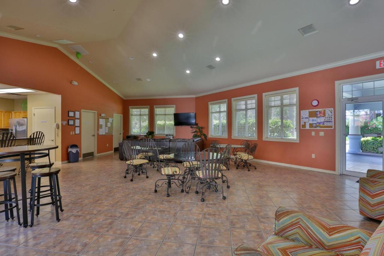 3 Bedroom 2 Bath Oceanwalk Condo With Estuary Views New Smyrna Beach Bagian luar foto