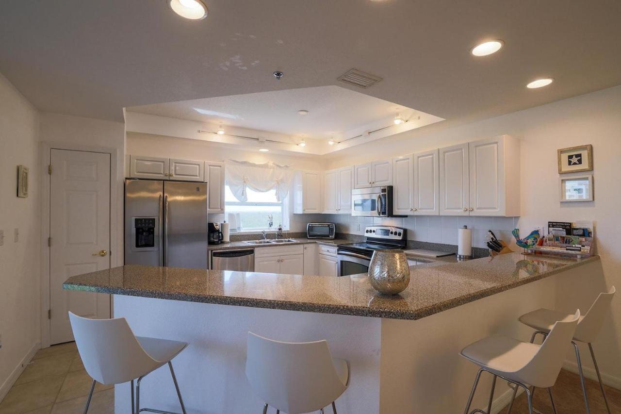3 Bedroom 2 Bath Oceanwalk Condo With Estuary Views New Smyrna Beach Bagian luar foto