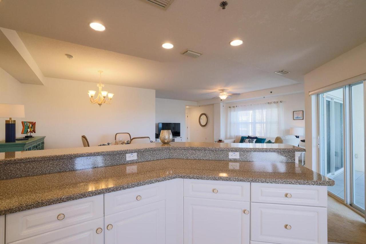 3 Bedroom 2 Bath Oceanwalk Condo With Estuary Views New Smyrna Beach Bagian luar foto