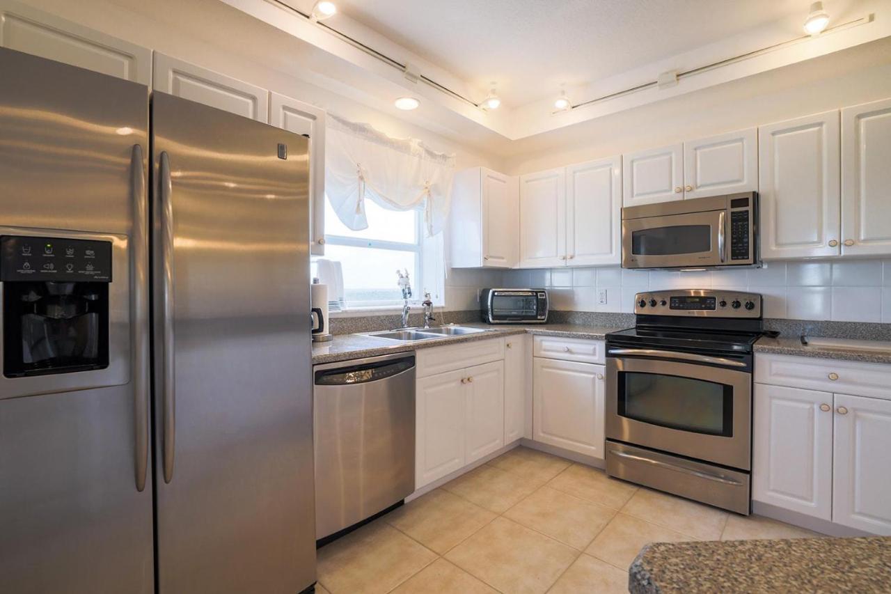 3 Bedroom 2 Bath Oceanwalk Condo With Estuary Views New Smyrna Beach Bagian luar foto