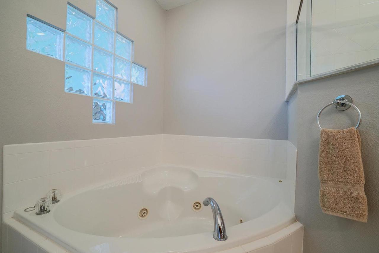 3 Bedroom 2 Bath Oceanwalk Condo With Estuary Views New Smyrna Beach Bagian luar foto