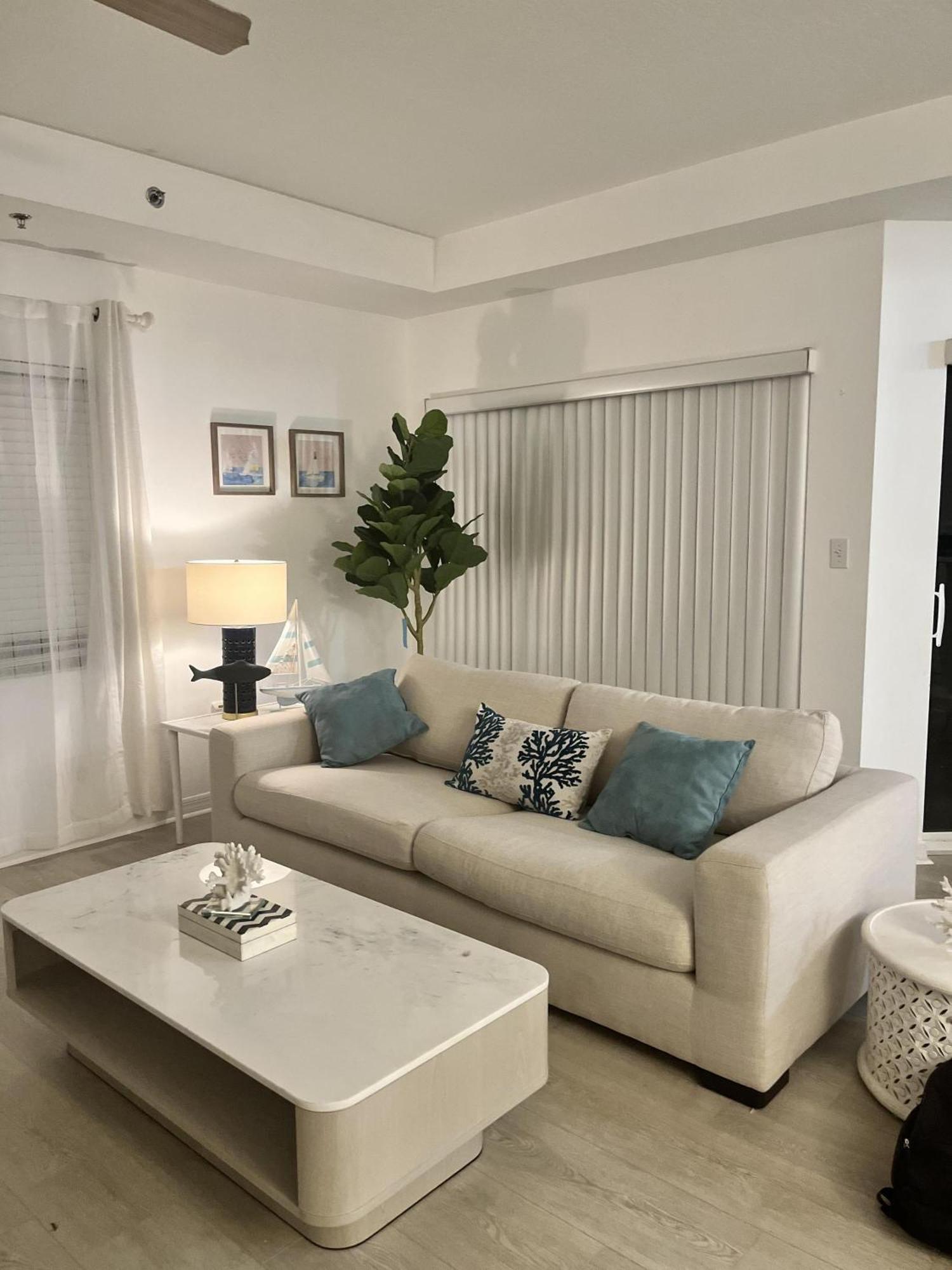 3 Bedroom 2 Bath Oceanwalk Condo With Estuary Views New Smyrna Beach Bagian luar foto